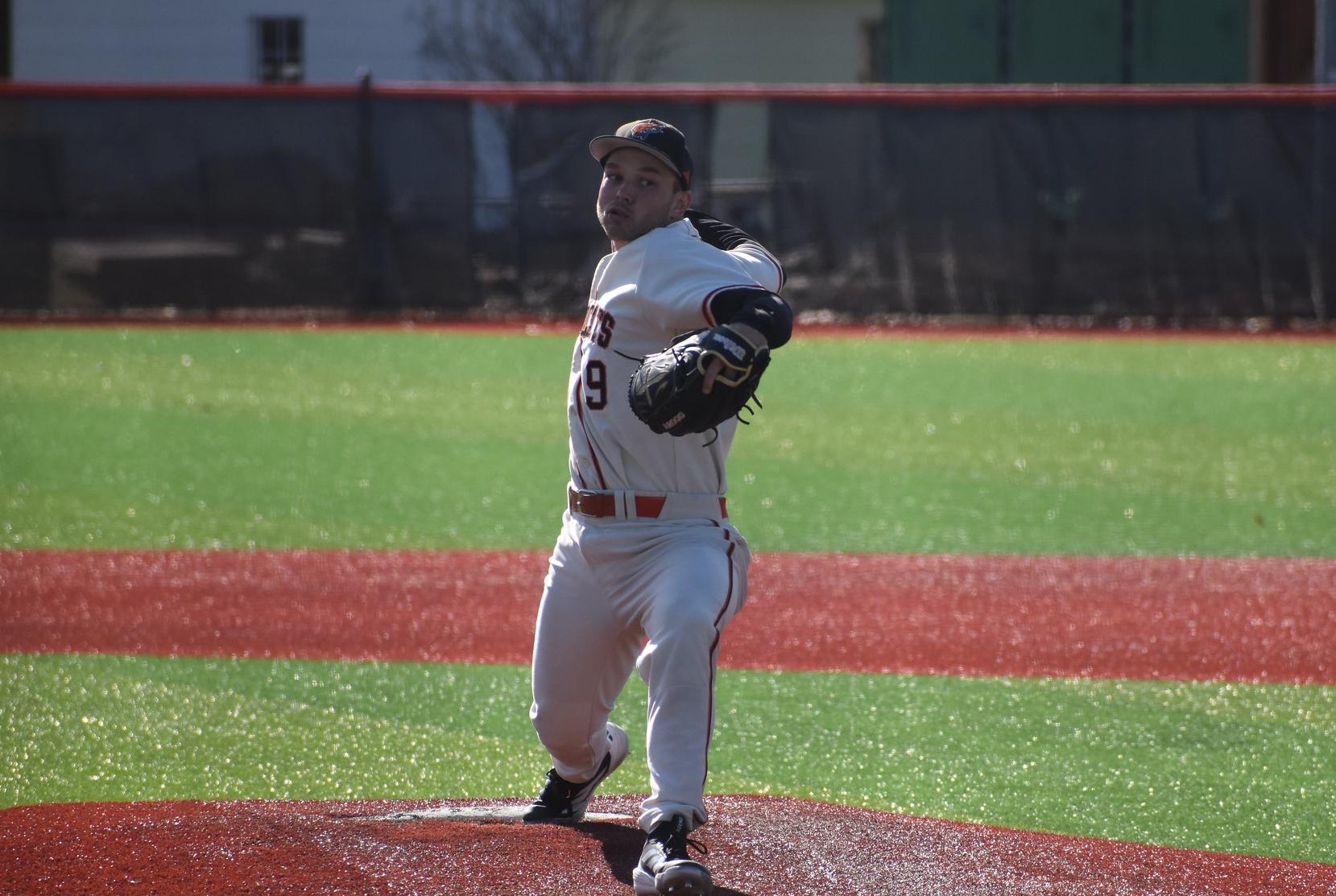 Baker Baseball Splits Home Non-Con Matchup with Yellowjackets