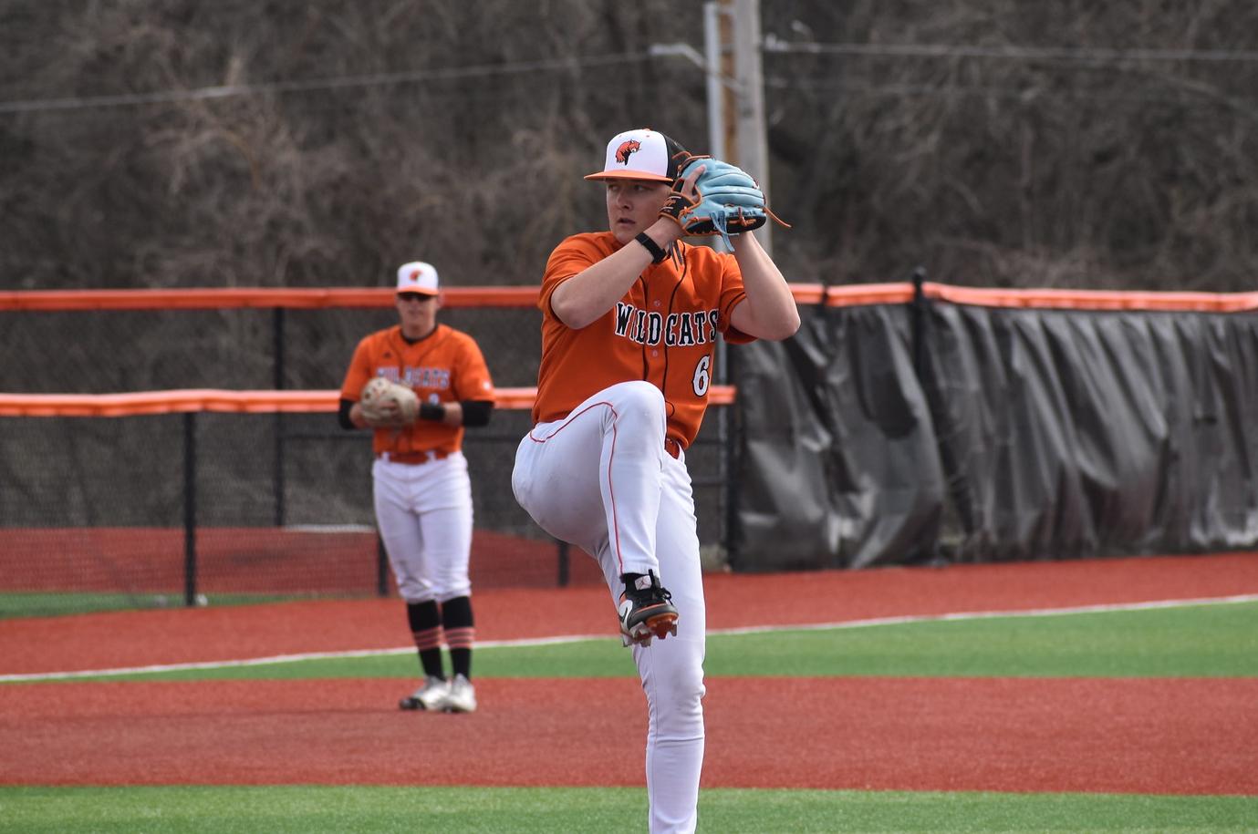Baker baseball pitcher Kole Starlin