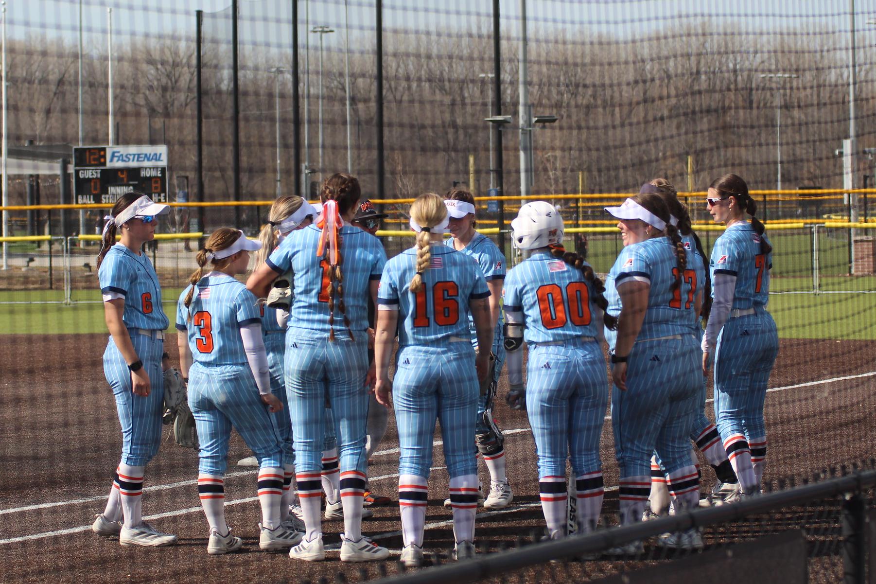 Wildcats Finish Non-Conference Slate with 3-1 Outing in Split Weekend