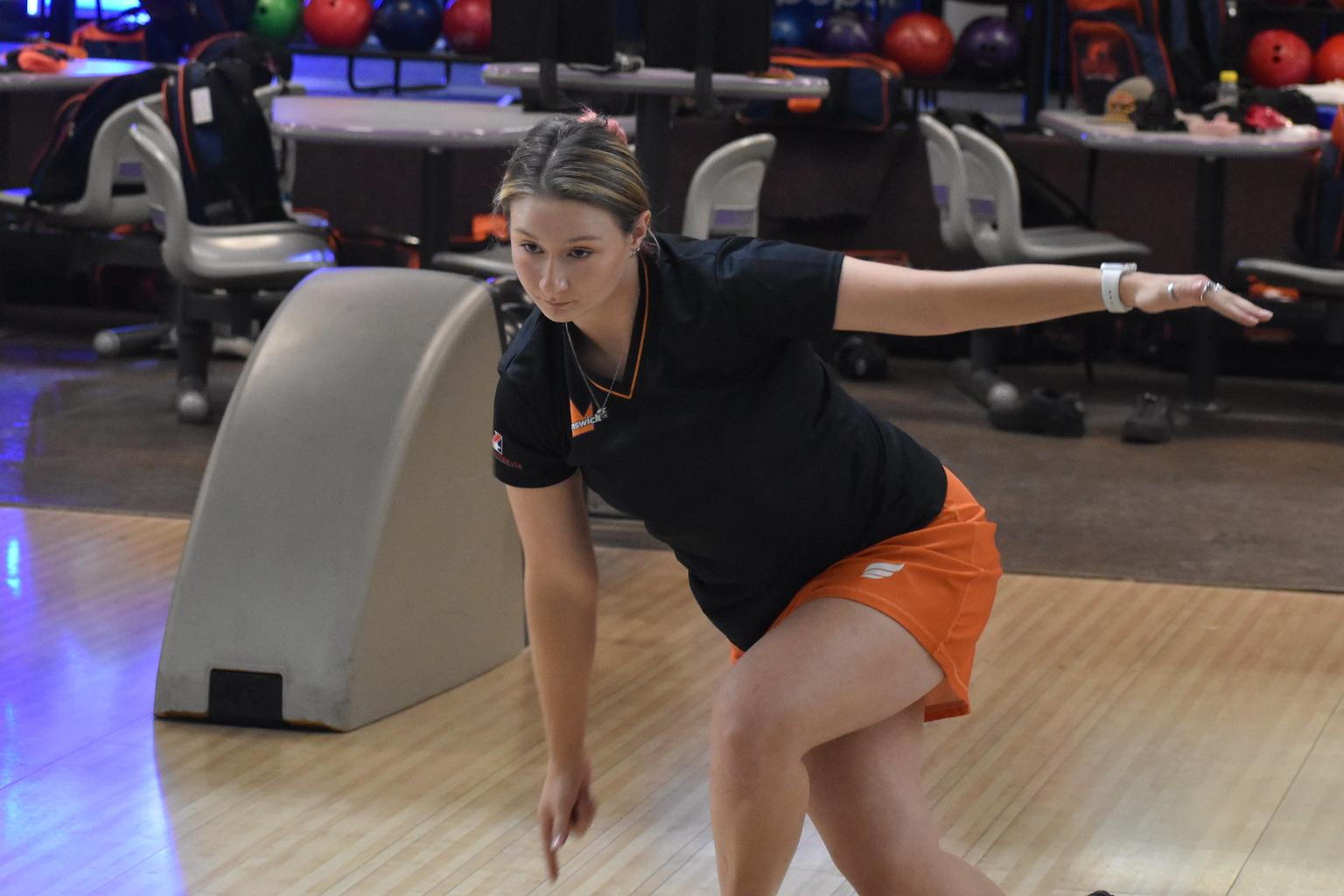 Baker Bowling Closes Out 2024 with Las Vegas Tournaments