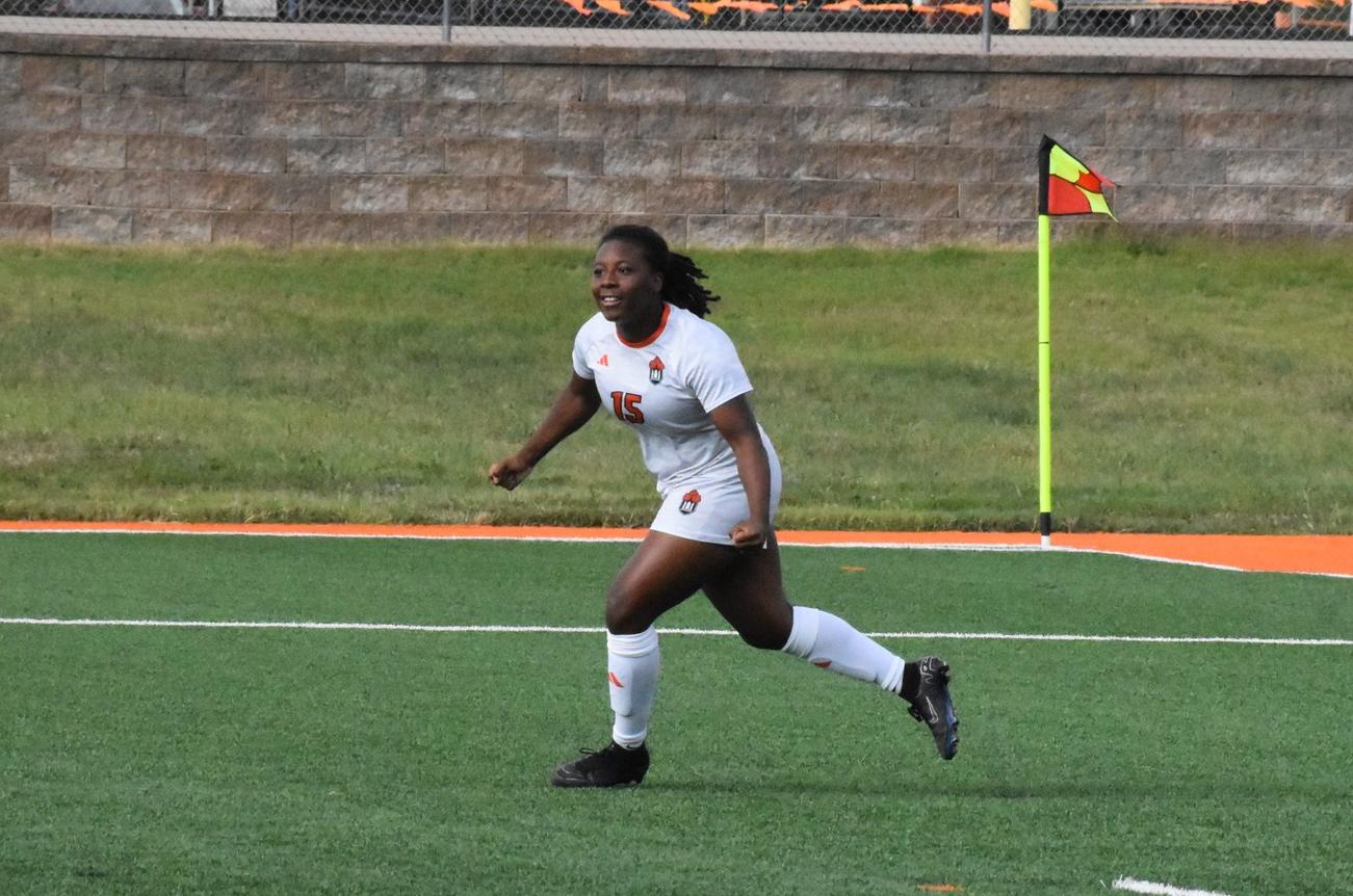 Wildcats Power Past Grand View, 3-1 for First Conference Win