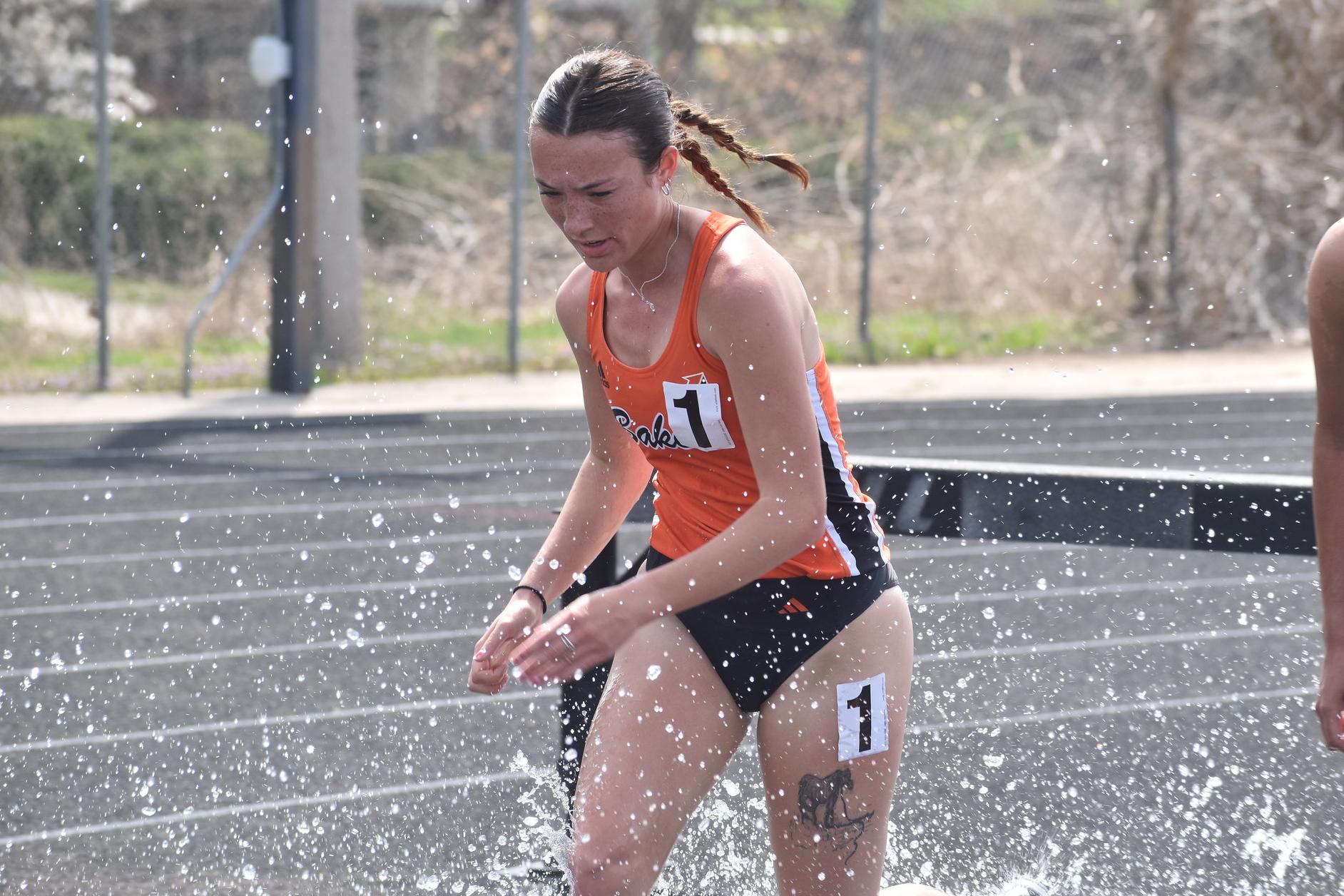 Baker Track and Field Battles Rainy Conditions at Midwest Classic